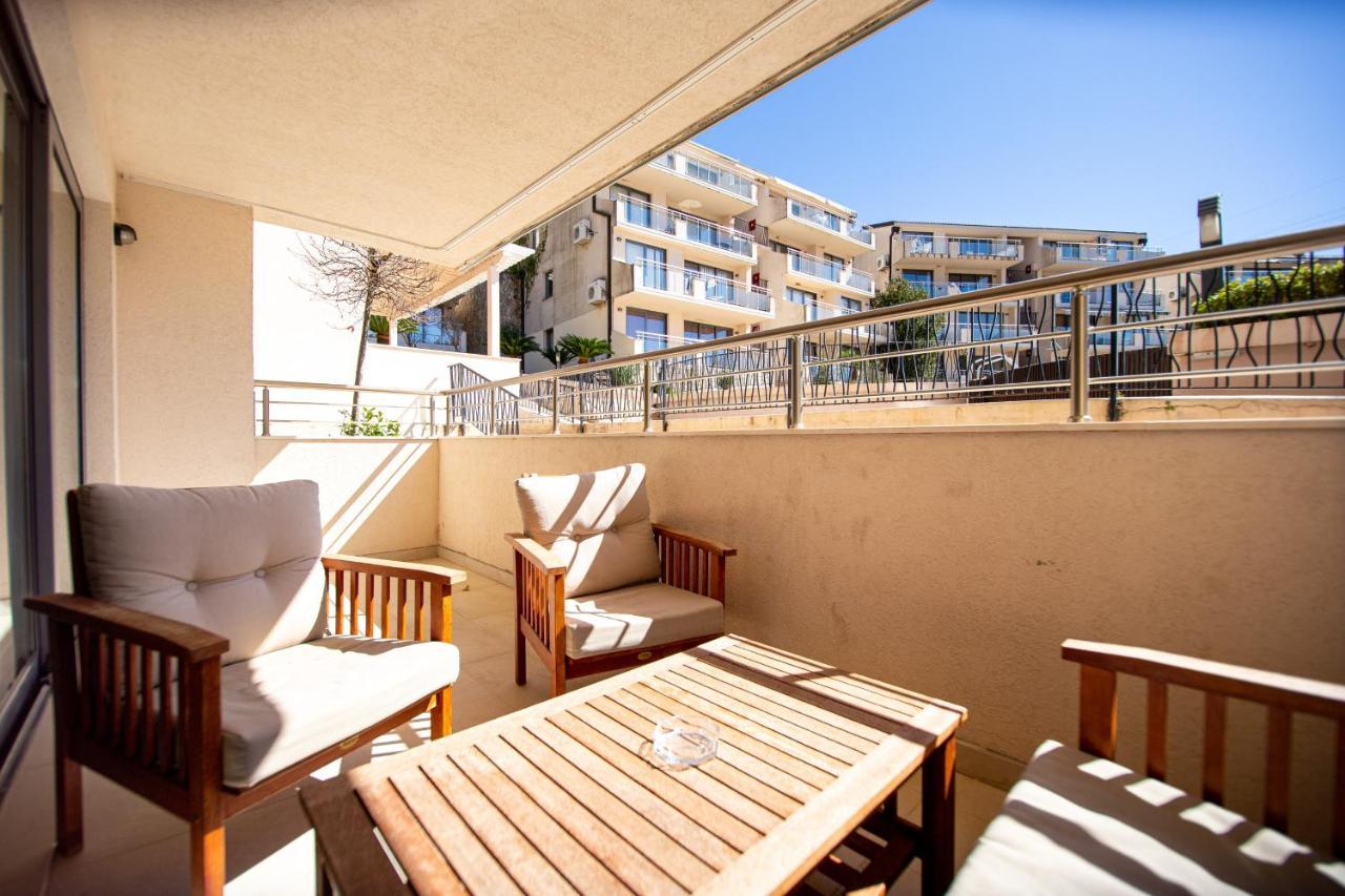Sophie Apartment Budva Buitenkant foto